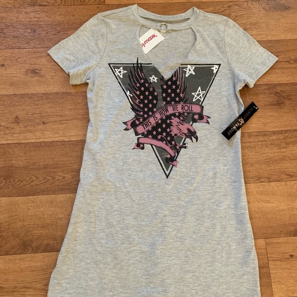 Graphic t- shirt dress(Brand New) - Picture 1 of 3